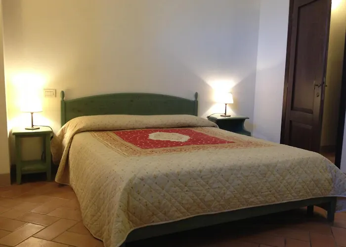 Historic Overlooking * San Gimignano