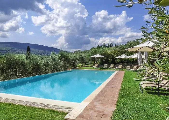 Historic Overlooking Holiday home *