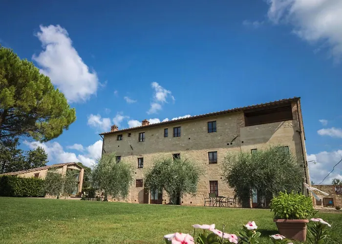 Historic Overlooking Holiday home San Gimignano